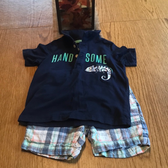 Bundle of 4 boys outfits - Picture 2 of 5